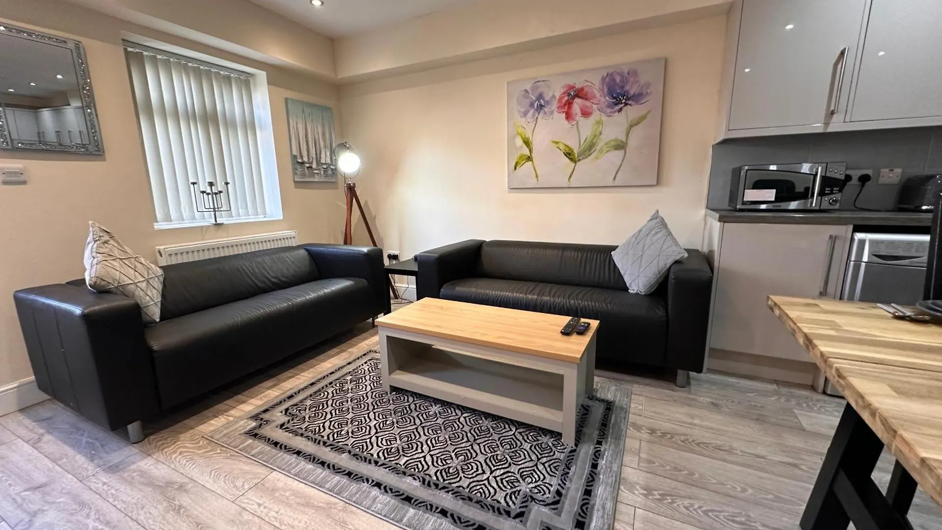 5 Bed 5 Bath / Brick Lane Central London E1
