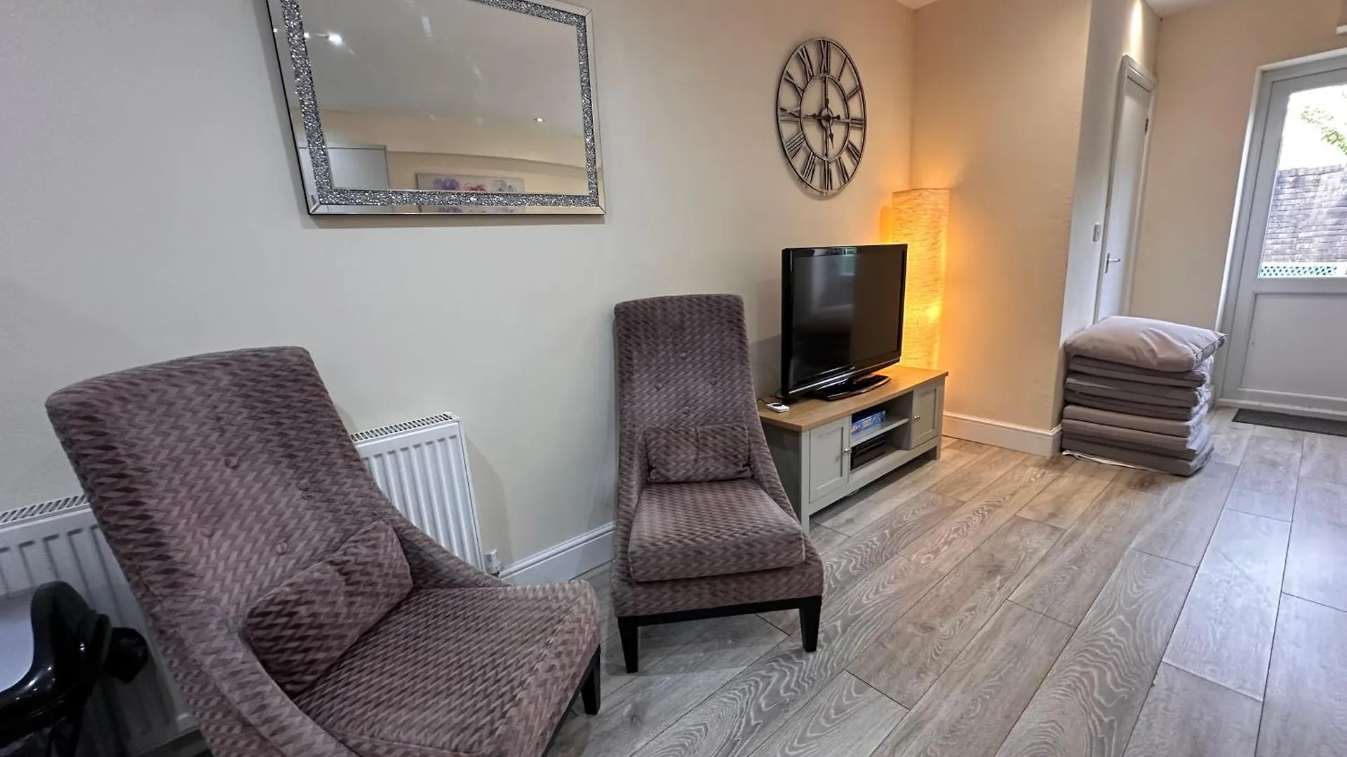 Holiday home 5 Bed 5 Bath / Brick Lane Central London E1